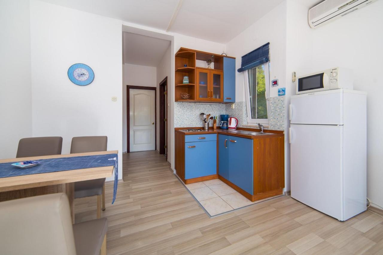 Apartments Color Брист Екстер'єр фото