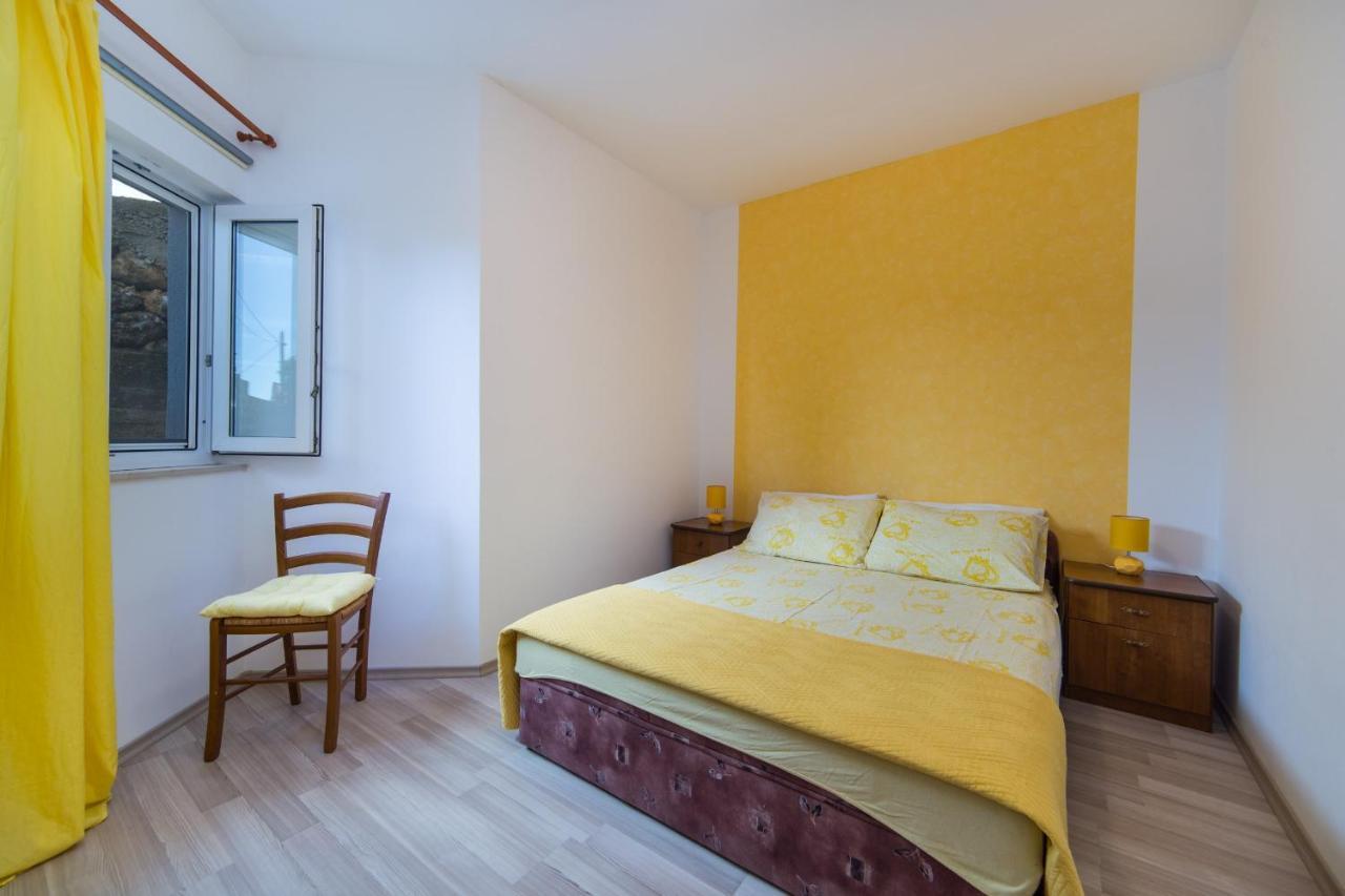 Apartments Color Брист Екстер'єр фото