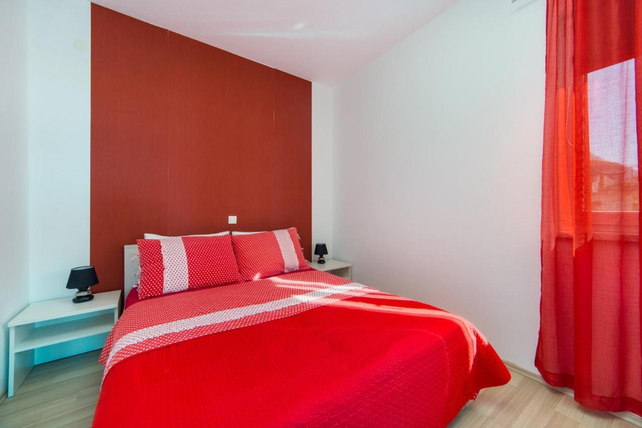 Apartments Color Брист Екстер'єр фото